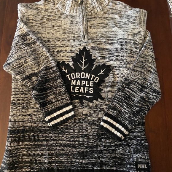 NHL Toronto Maple Leafs sweater - Picture 4 of 4